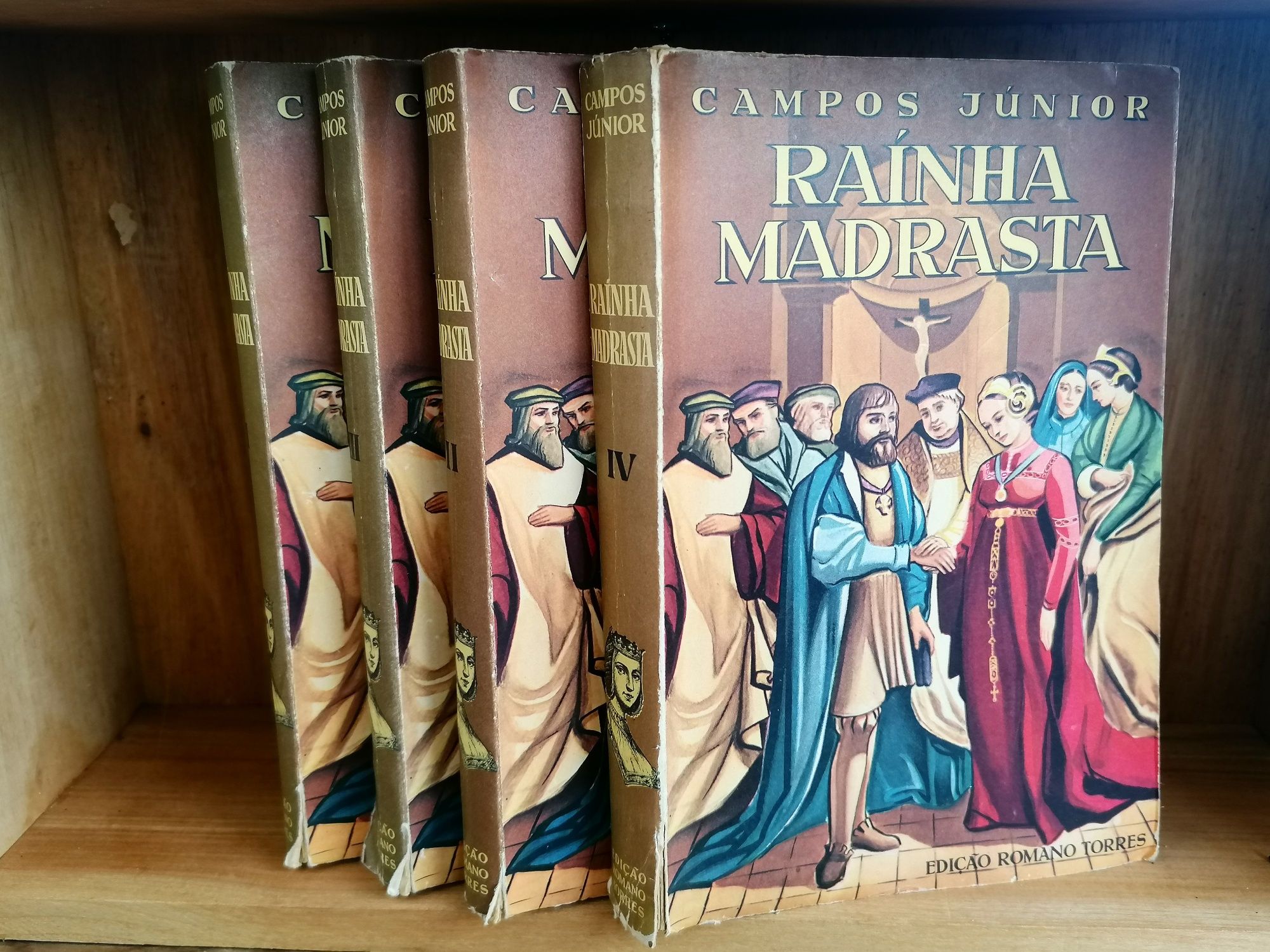 Rainha Madrasta

Campos Júnior

Edição Romano Torres

4 volumes