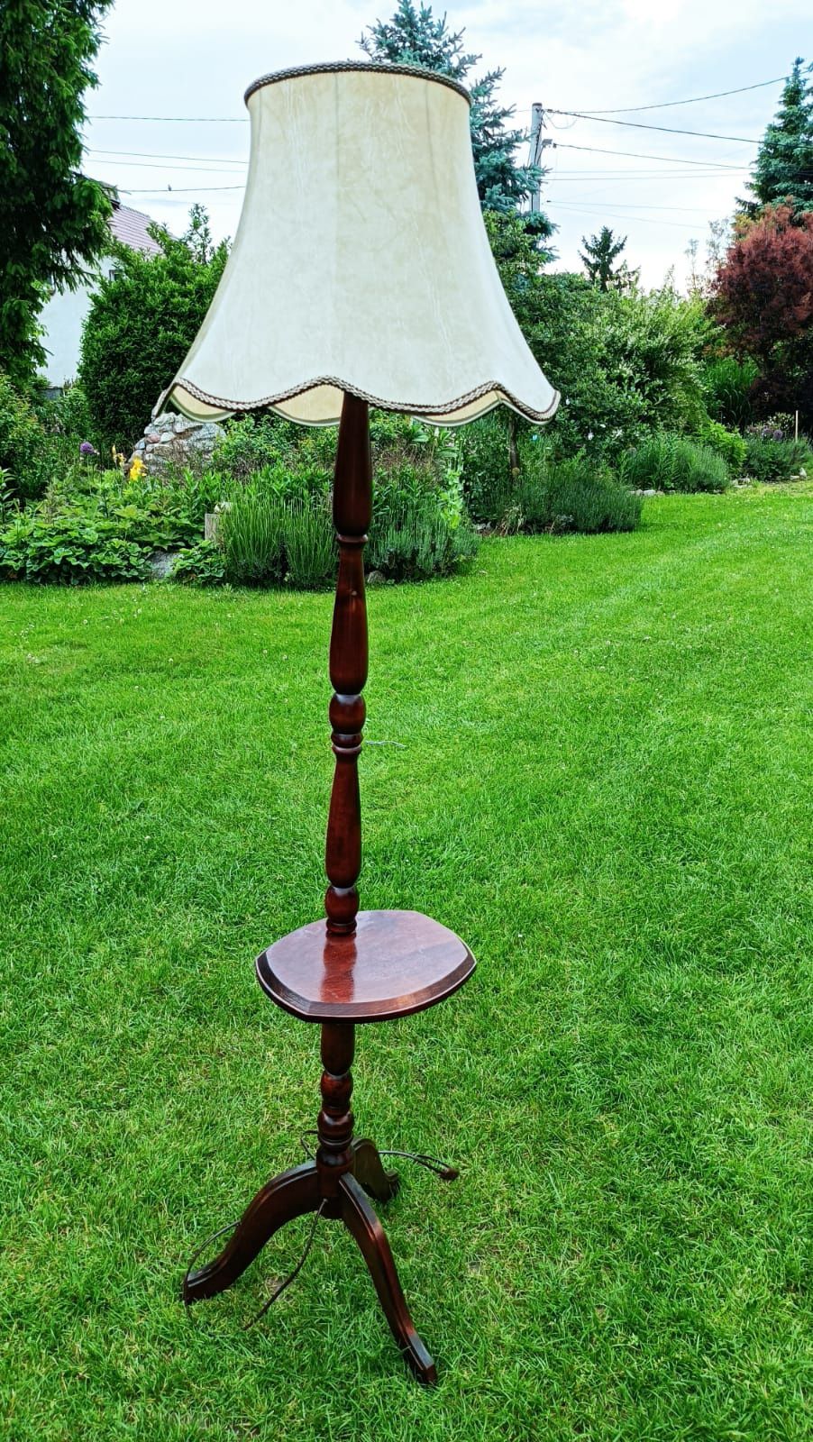 Retro lampa drewniana z abazurem