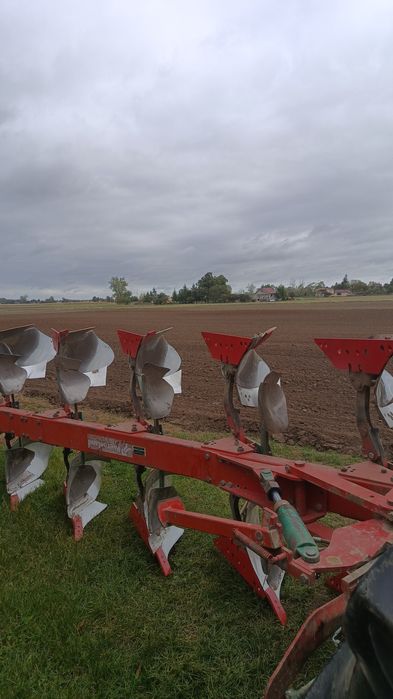 Sprzedam pług obrotowy 5 skibowy kverneland LD 85 4 plus 1