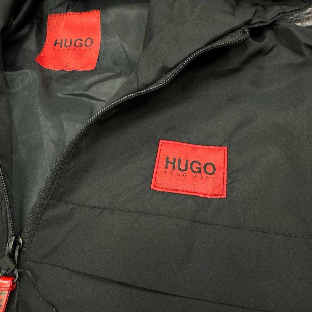 Вітровка чоловіча Hugo Boss