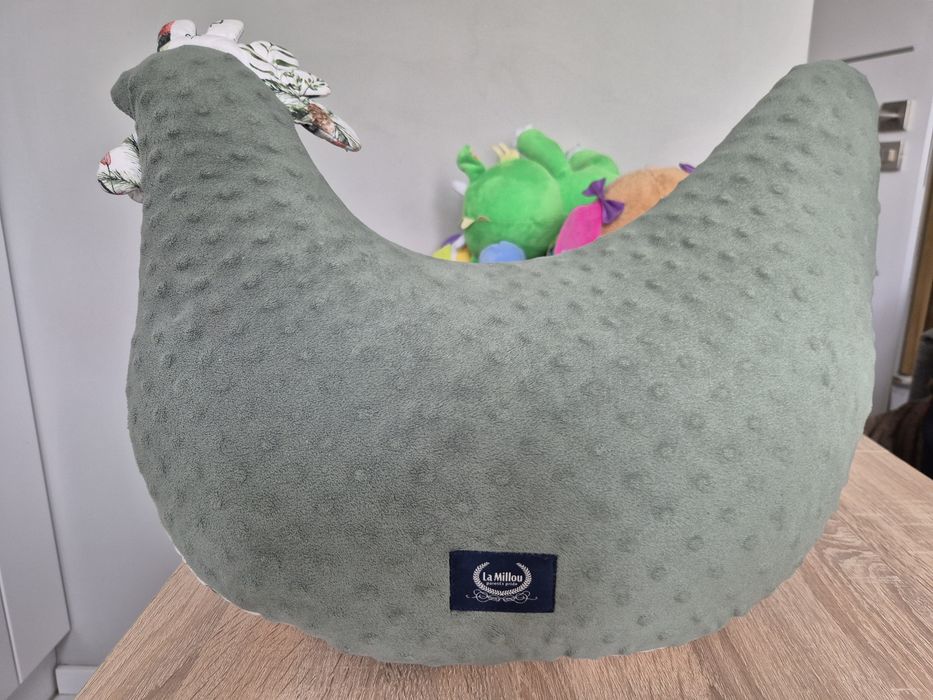 Poduszka Kura Babci Dany do karmienia la millou