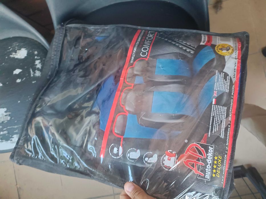 Pokrowce do toyoty prius nowe