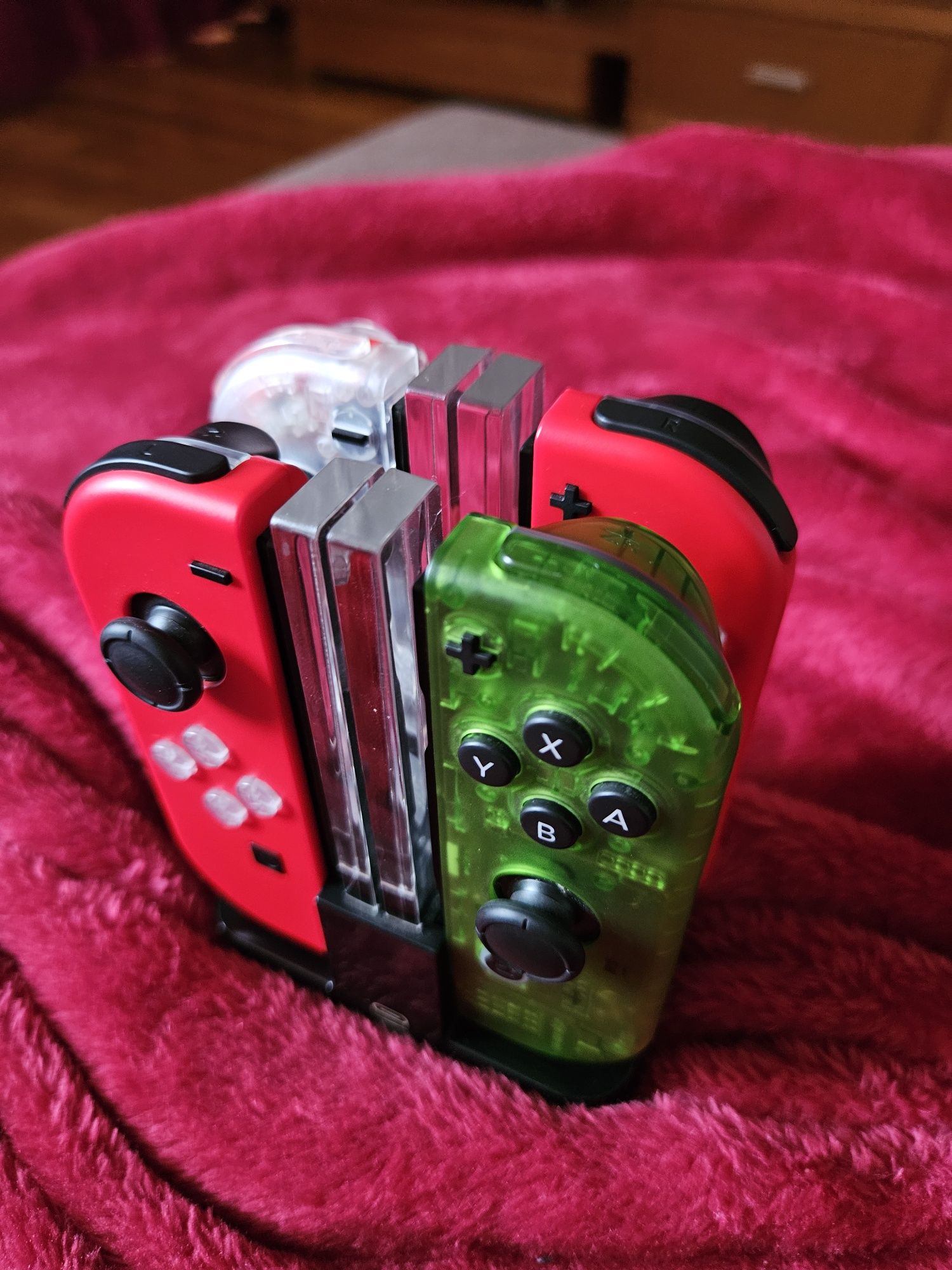 Comandos Joy cons originais com capas novas