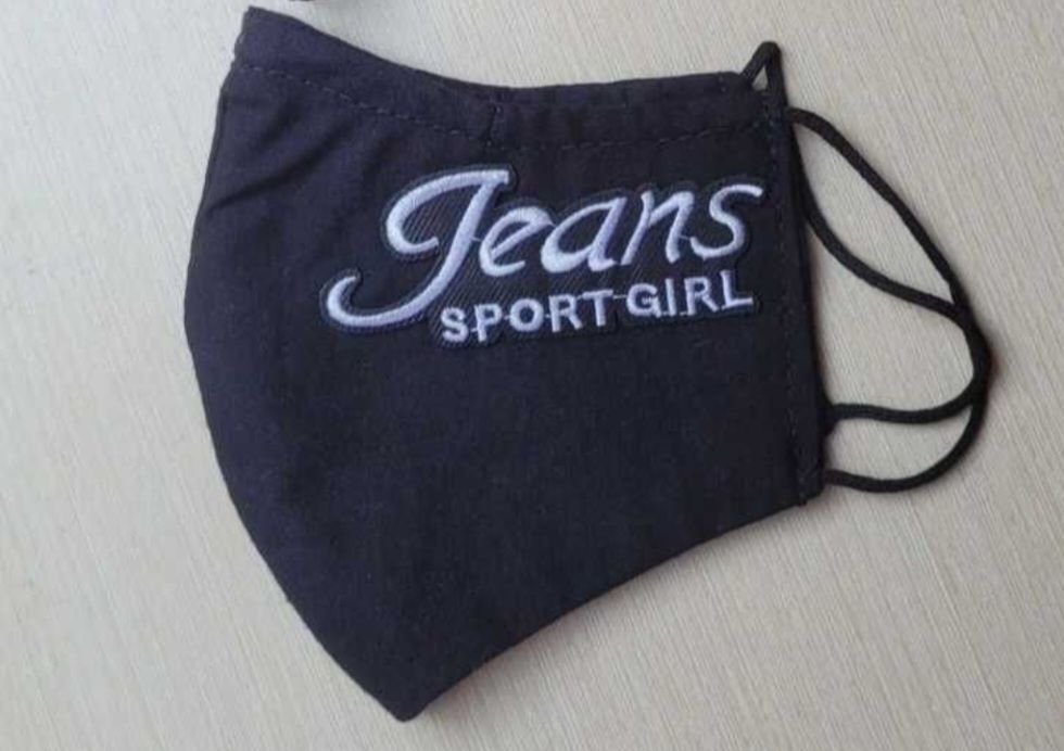 Bawełniana czarna maseczka ochronna Covid z napisem Jeans Sport Girl