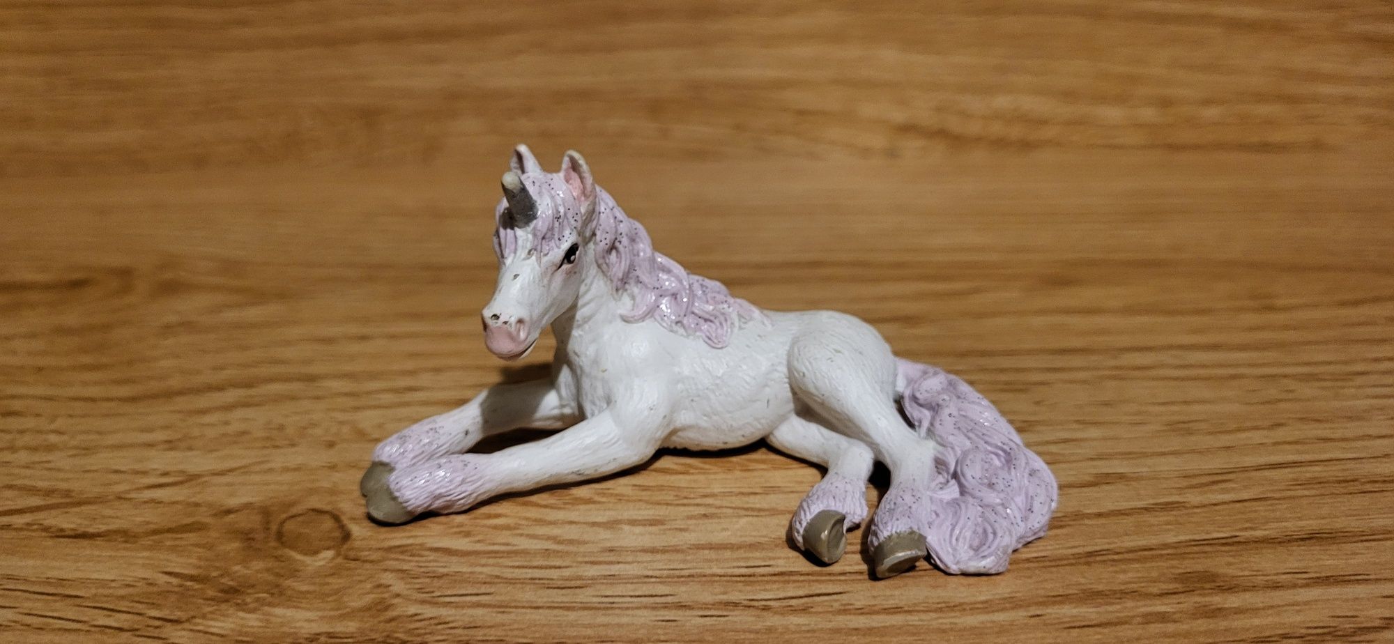 Schleich bayala leżący jednorożec figurka edycja limitowana z 2009