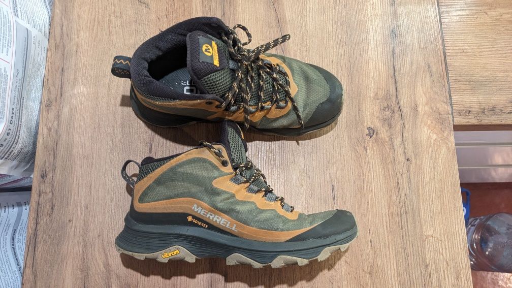 Туристичні черевики Merrell