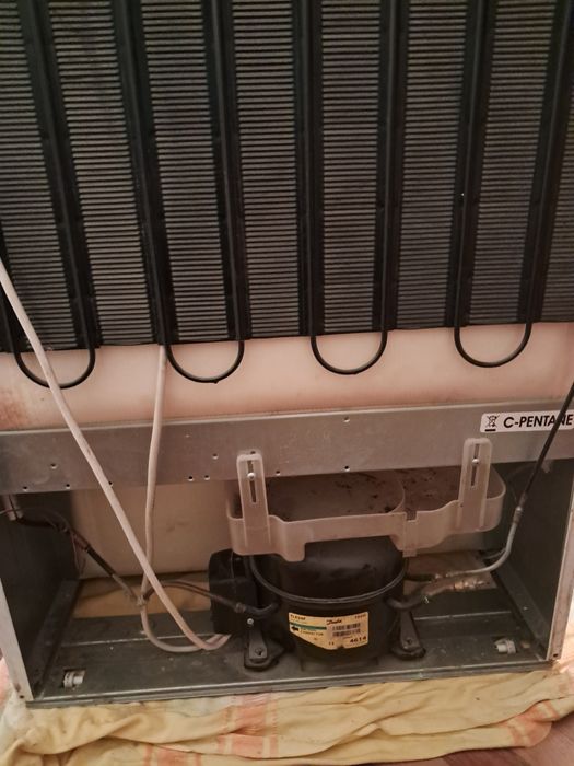 Холодильник Indesit