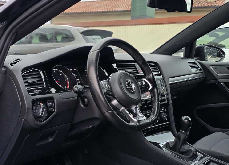 VOLKSWAGEN GOLF VII R-LINE 1.6TDI 110CV "LOOK GTI"