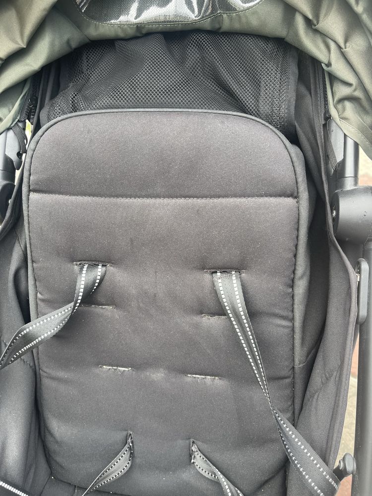 Коляска прогулочна Carrello