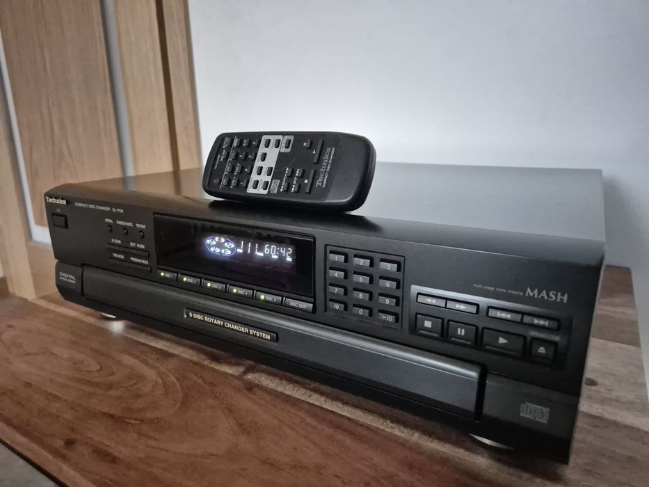 Technics SL-PD8 Odtwarzacz płyt kompaktowych multi play- zmieniarka