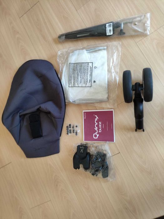 Conjunto Carrinho Quinny e Cadeirinha de Transporte (ovo) BebéConfort