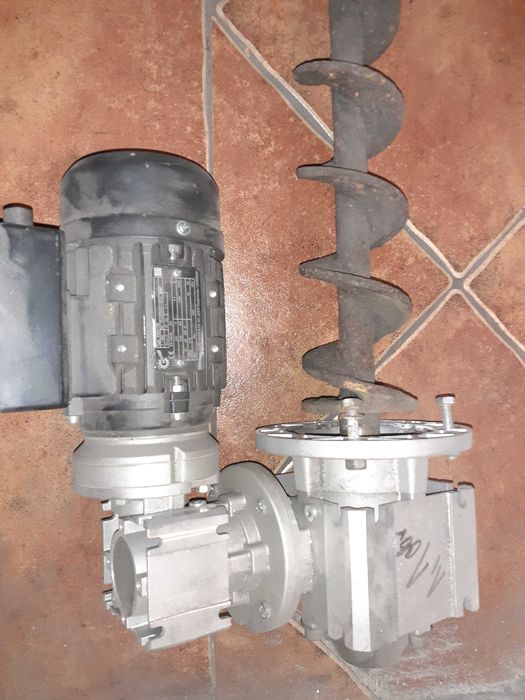 Używany przez 2 godziny motoreduktor+ślimak-Lazar ekokomfort