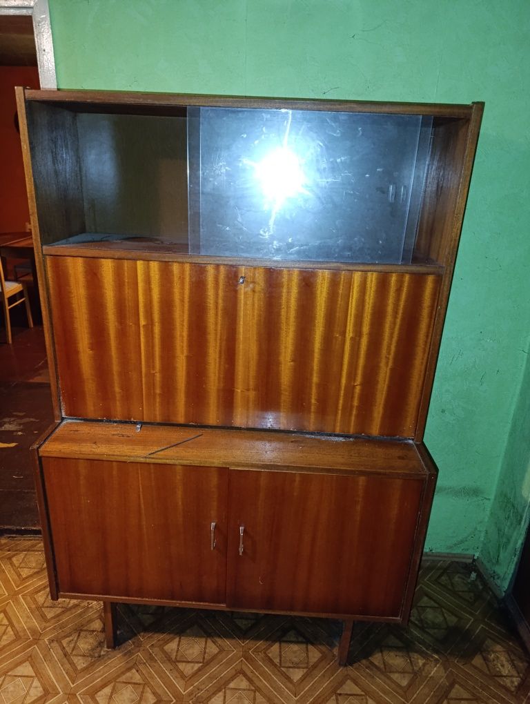 Szafka z czasów PRL-u