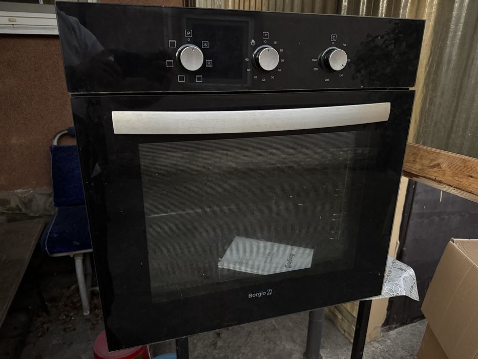 Продам духовой шкаф
