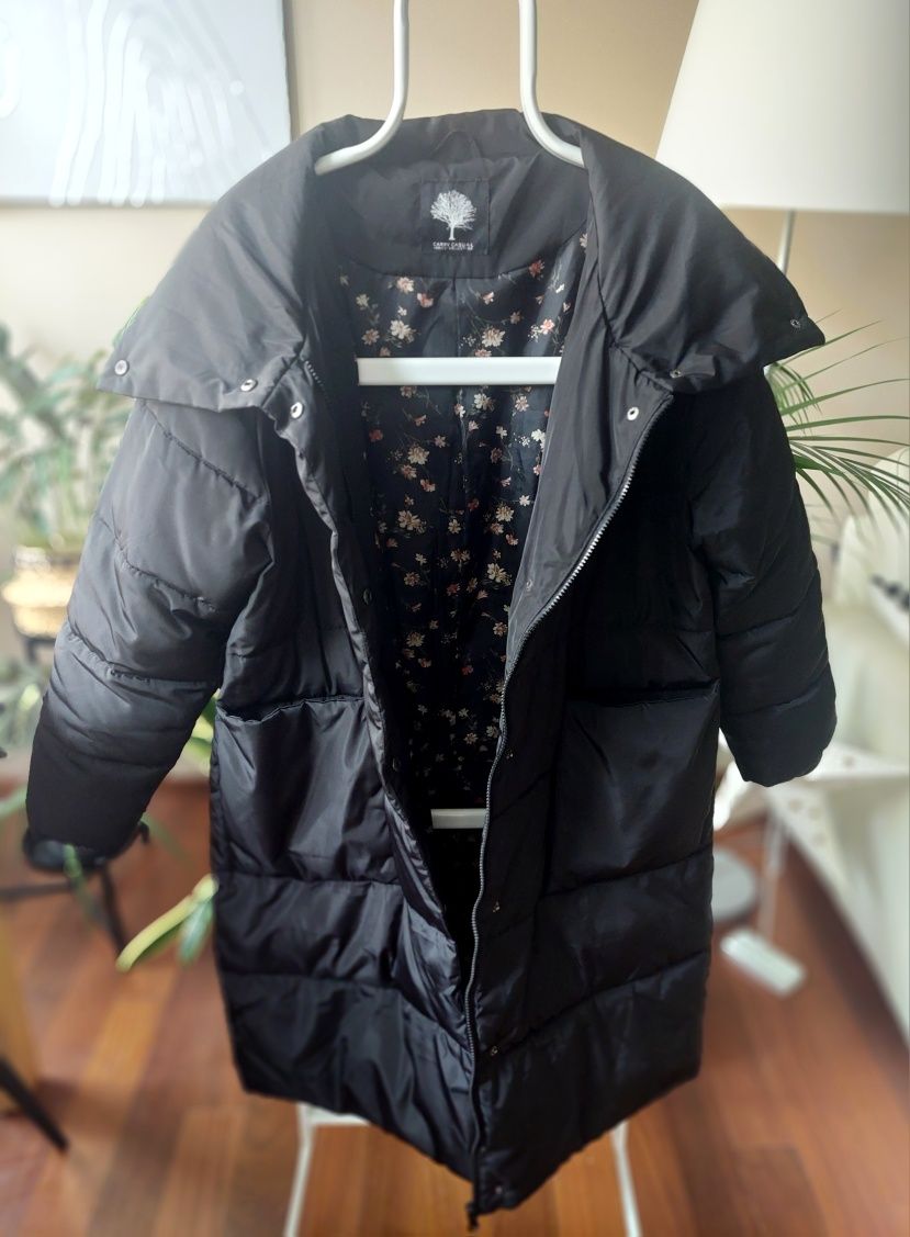Długi czarny płaszcz oversize Carry rozmiar XL