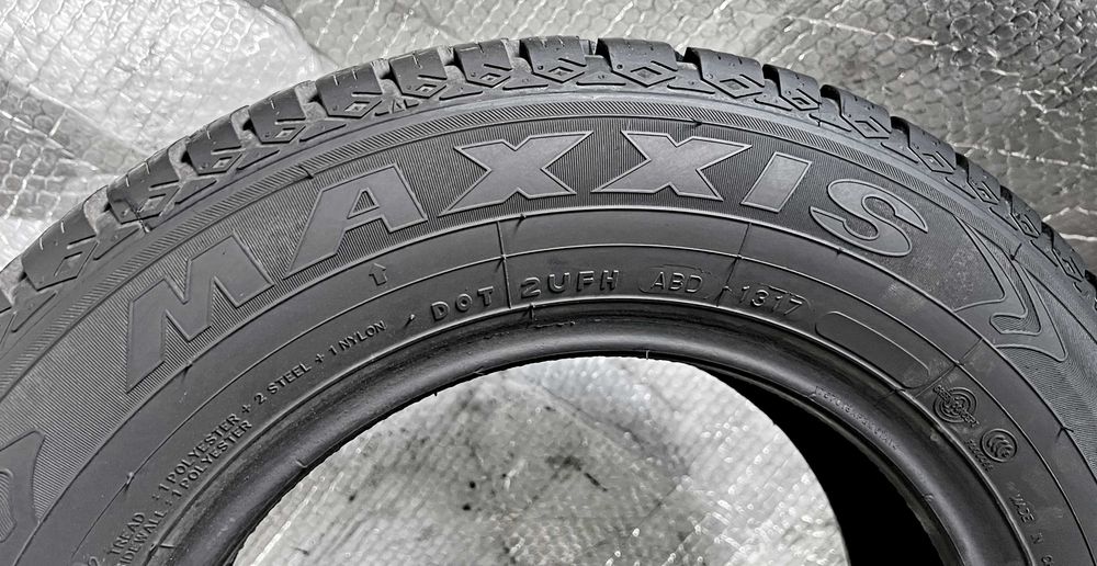 Шини Б/в 175.70.13  пара Maxxis