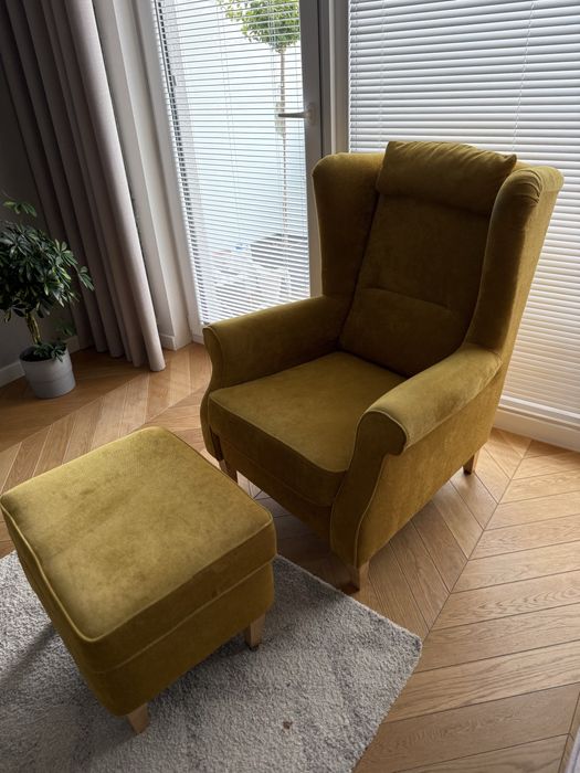 Sprzedam piekny fotel uszak + pufka gratis