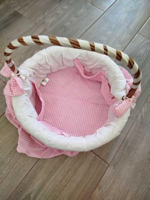 Cesto de produtos para bebé