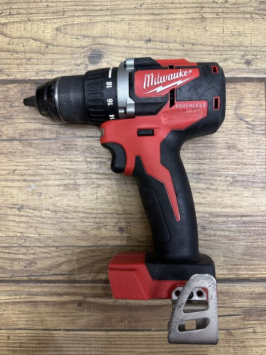 Wiertarko-wkrętarka Milwaukee M18 CBLDD | 2021r.