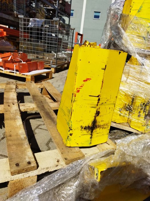 Ograniczniki i odboje magazynowe – Duże Ilości, Metalowe i Plastikowe
