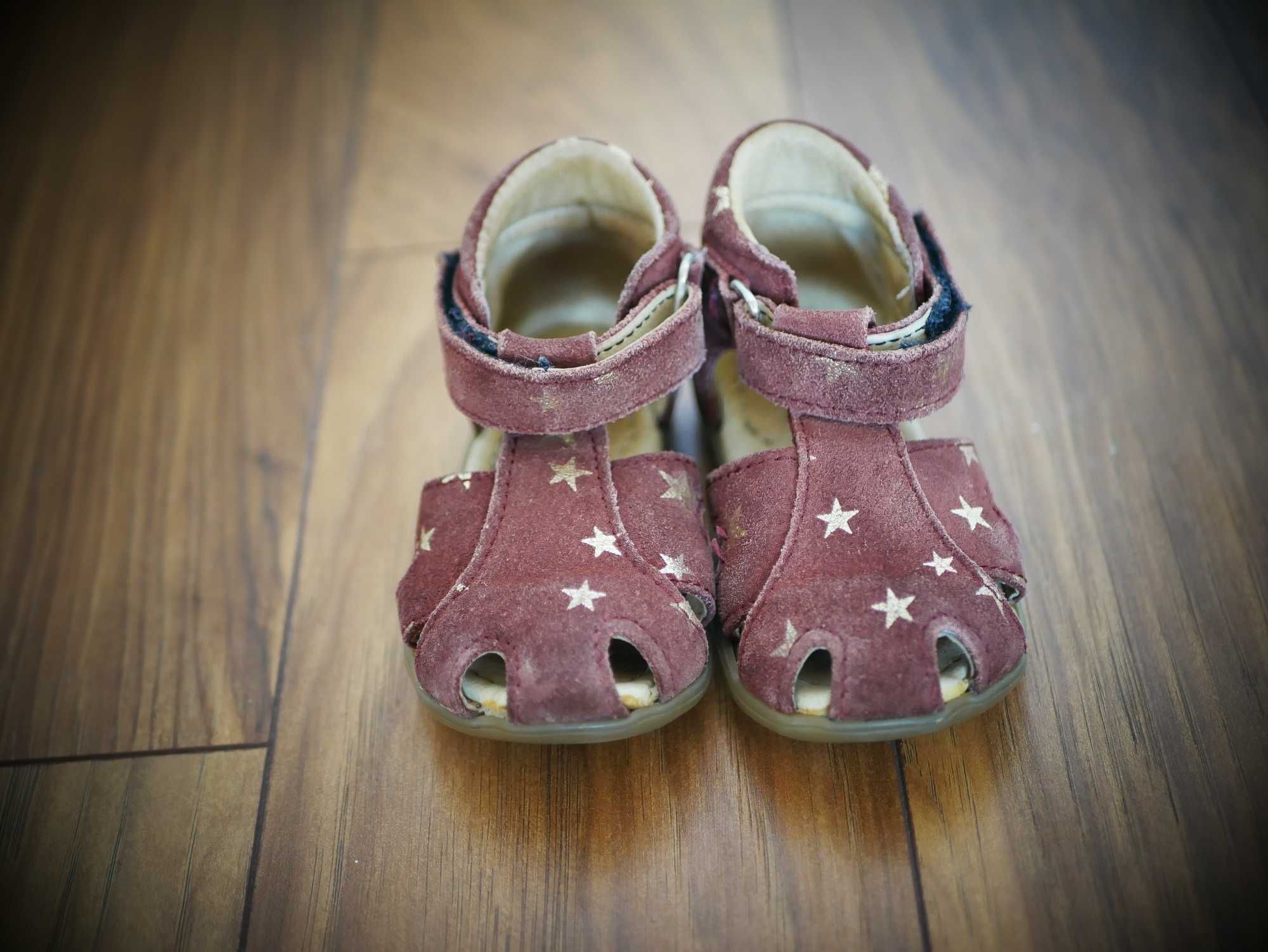 Sandałki dla dziewczynki "Mrugała" roz. 19