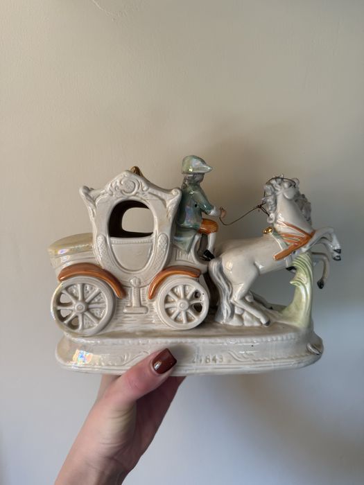 Карета з кучером, статуетка Графенталь