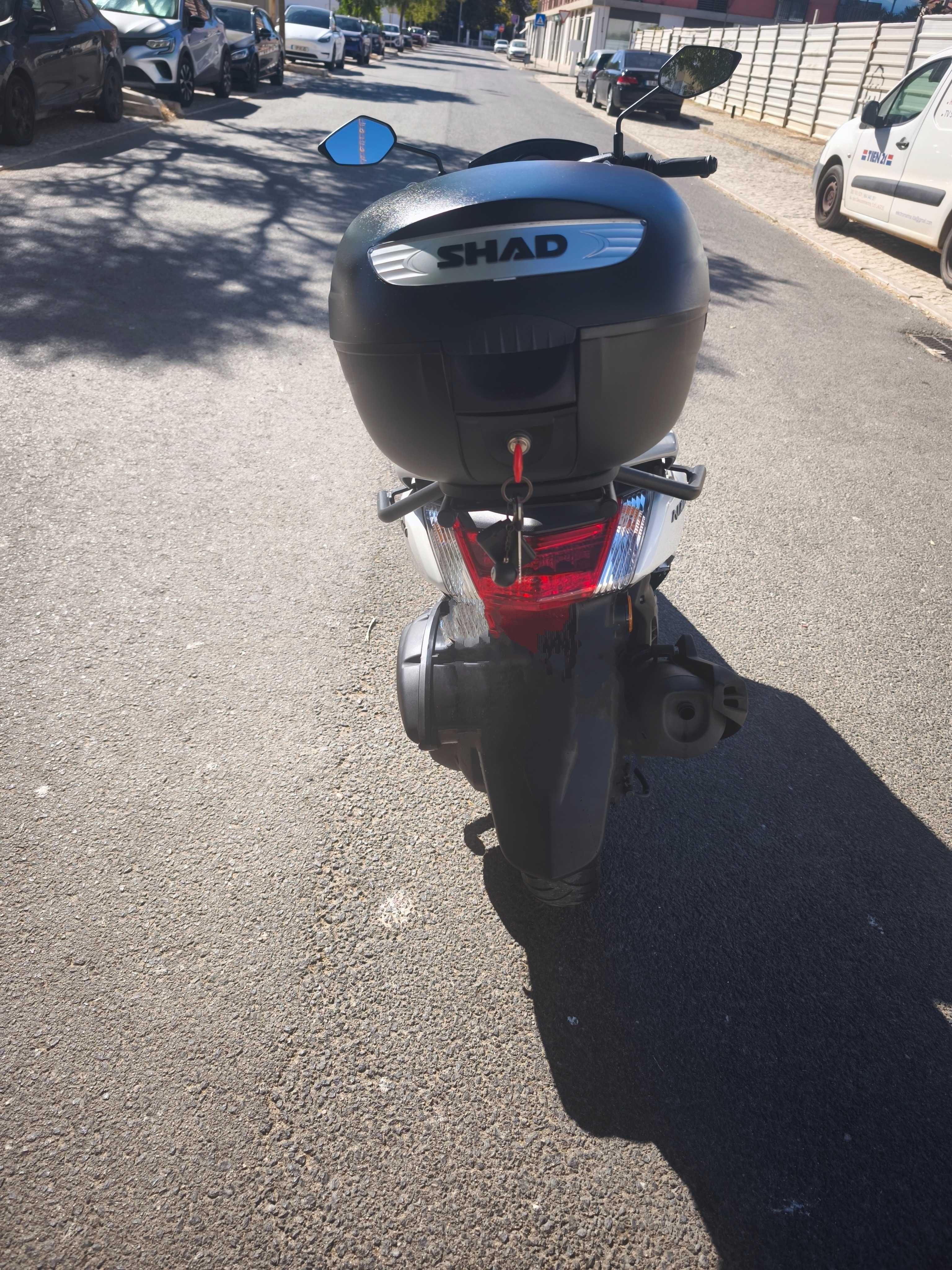 Yamaha nmax 125 excelente estado