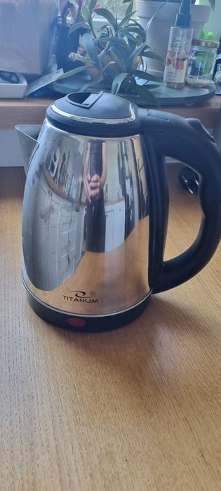 Czajnik elektryczny Titanun