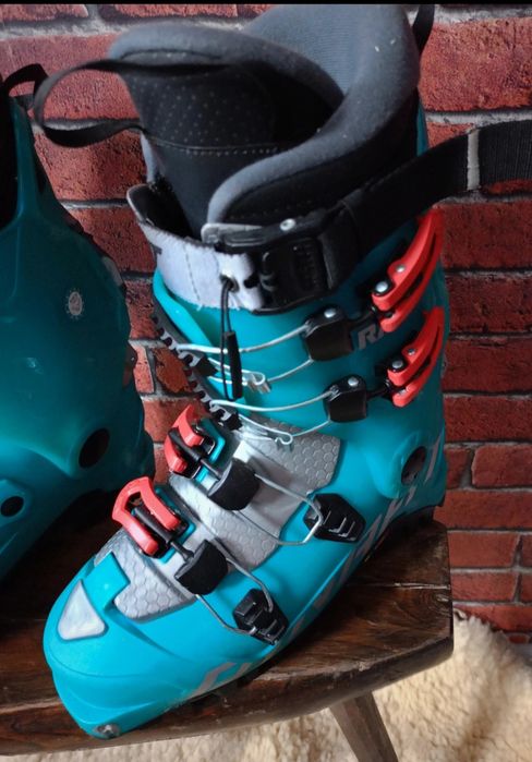 Sprzedam buty skiturowe r 40