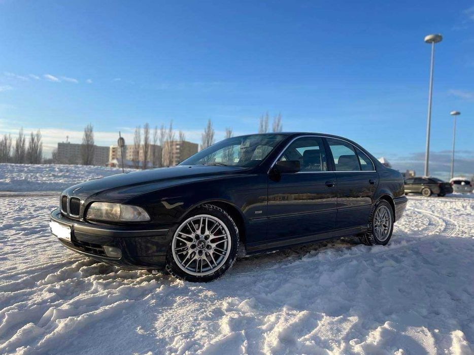 BMW e39 528i Oryginał///doinwestowana/Bez Wypadkowa