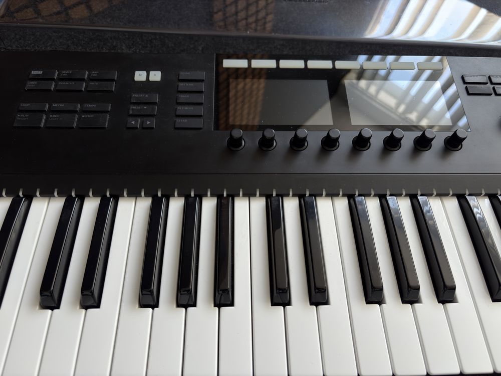 Klawiatura Midi Native Instruments S61 MK2 + Case