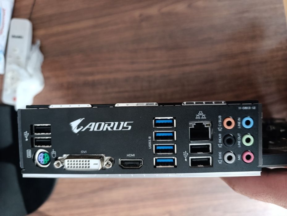 Продам бюджетний ігровий комплект