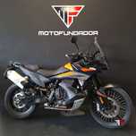 KTM 890