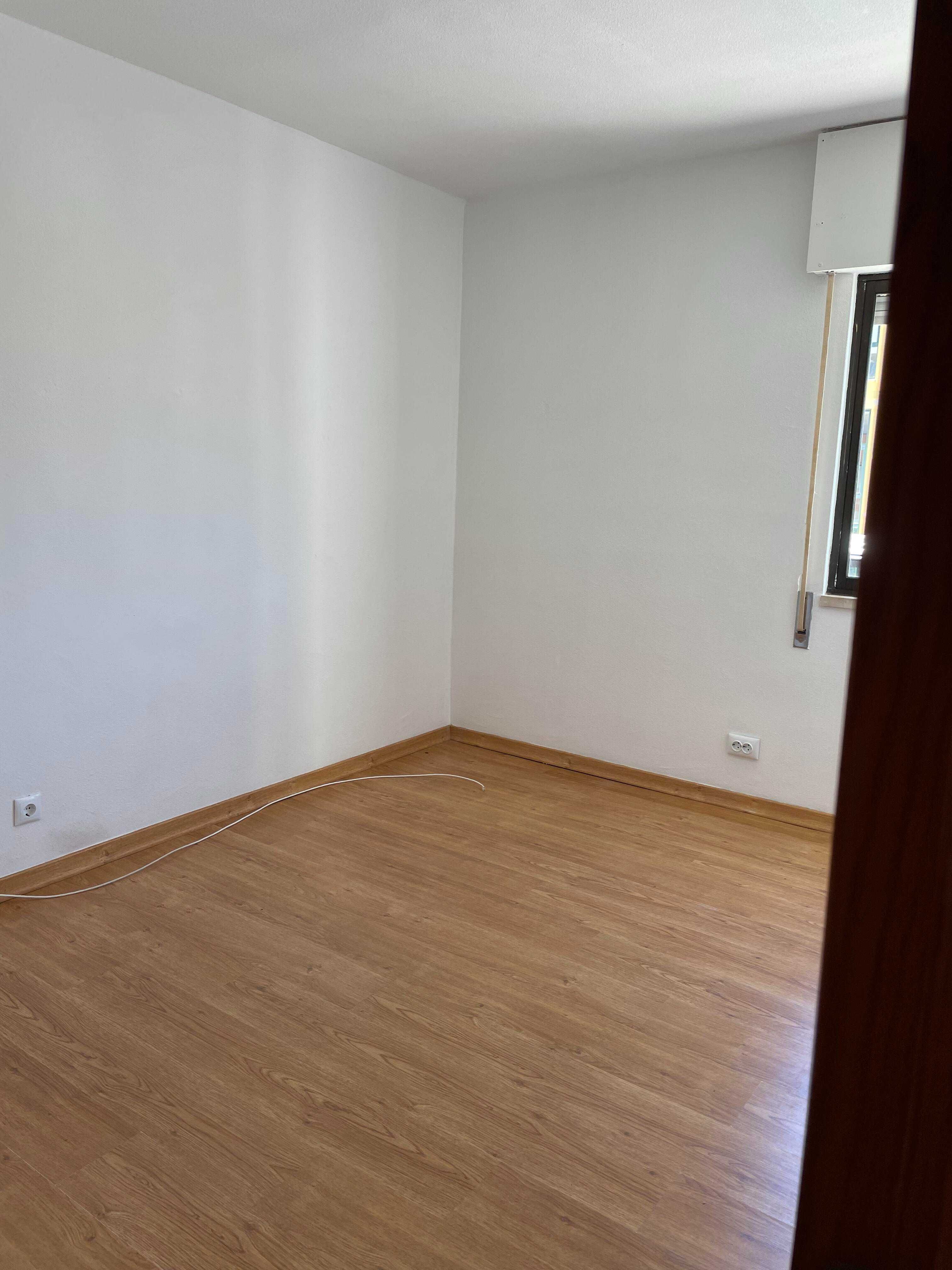 Apartamento T3 Arrendar – São Domingos de Rana
