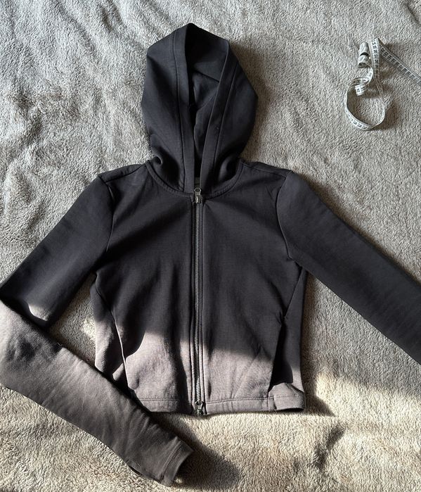 Сіра зіпка Bershka