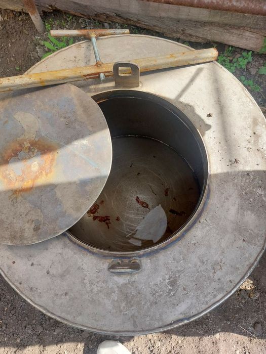 Бак из нержавейки с крышкой