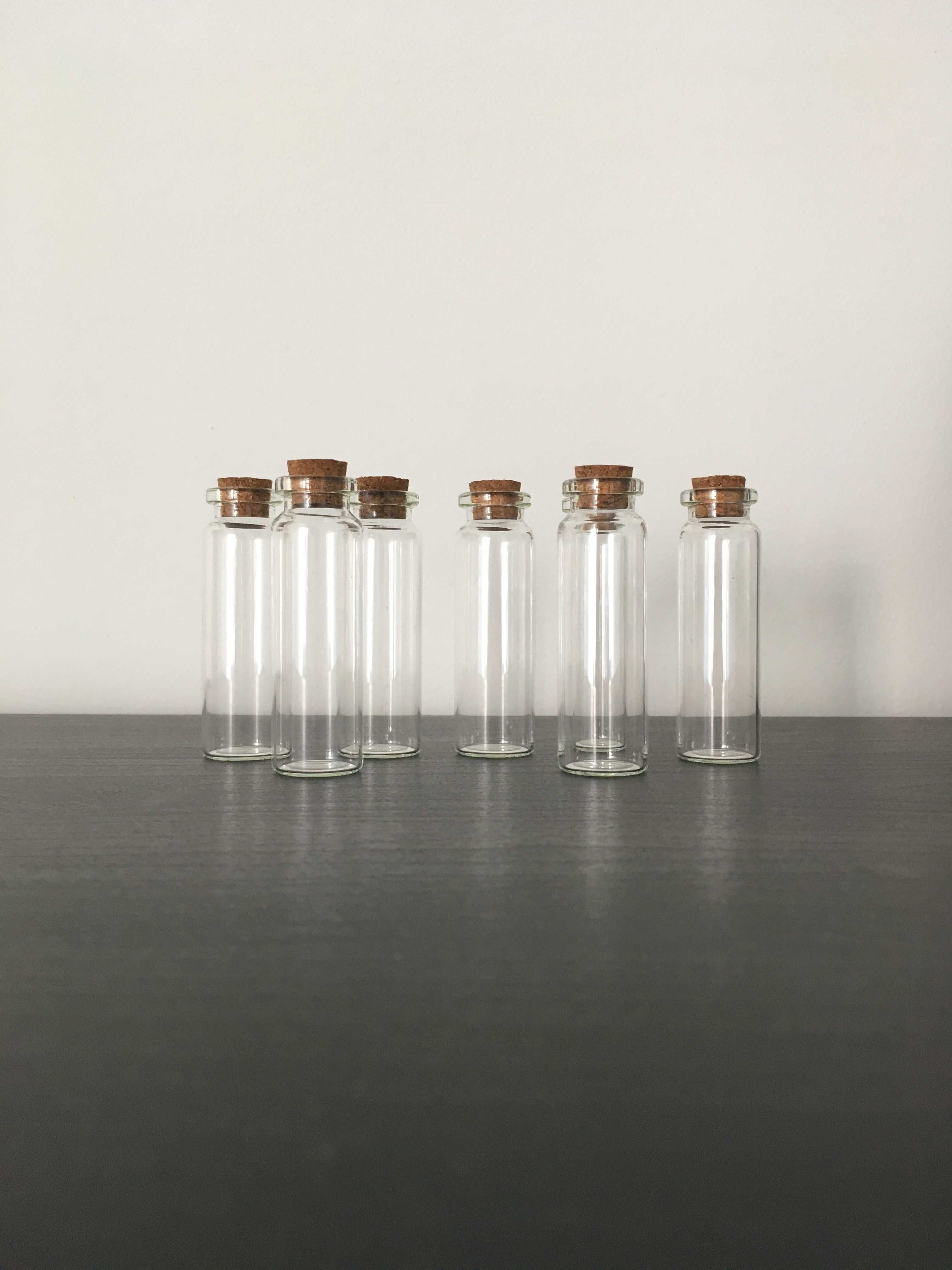 Mini frascos de vidro