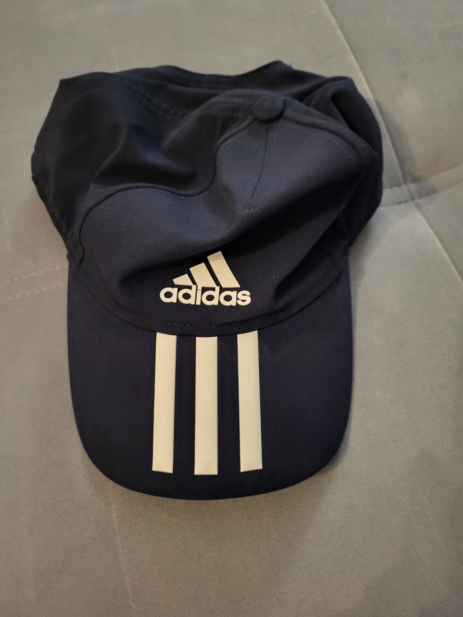 Czapka firmy Adidas