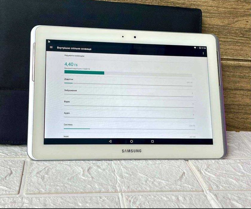 Планшет Samsung Tab 10  [Гарний стан]