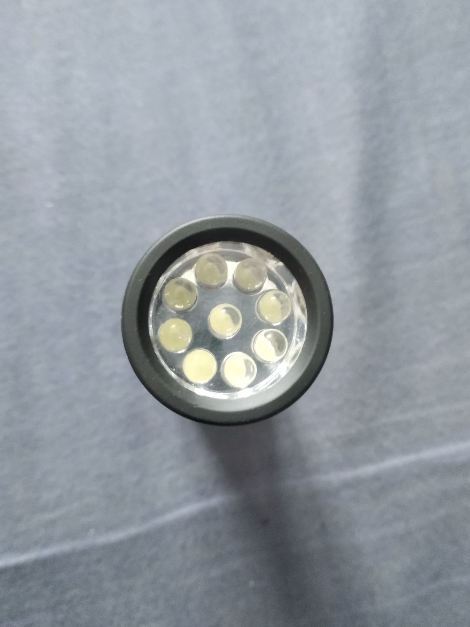Кишеньковий світлодіодний ліхтарик  9 LED Light