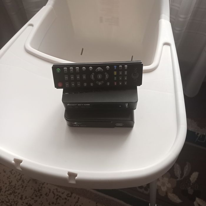 ТВ приставки Т2 під ремонт, 2 шт.