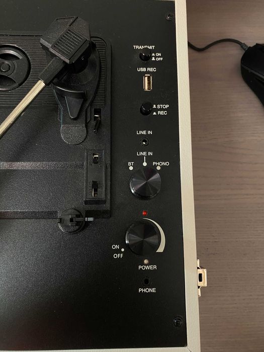 Przenośny Gramofon z funkcją odtwarzania Bluetooth, USB & AUX