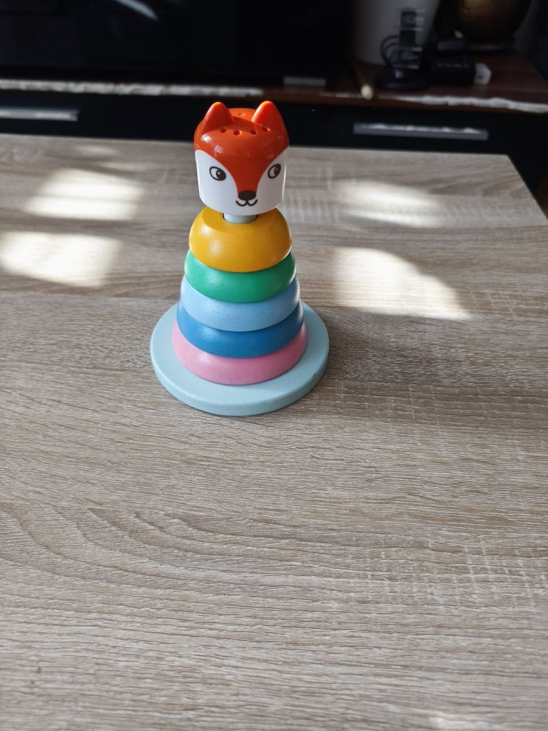 Drewniana wieża klocki