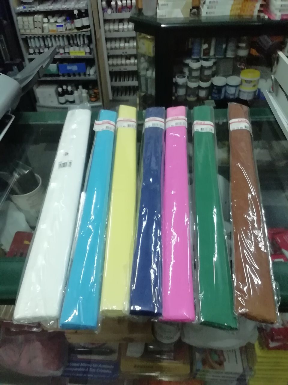 Lote de 300 folhas de papel crepe, novo