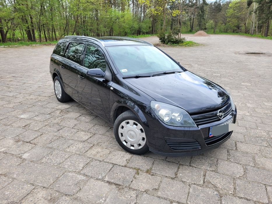 Opel Astra 1.6 benzyna nawigacja super stan niski przebieg 208.000km