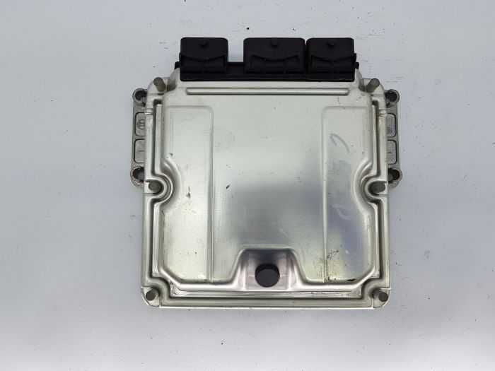 Блок керування дивгуном ЕБУ Citroen C5 0281011340