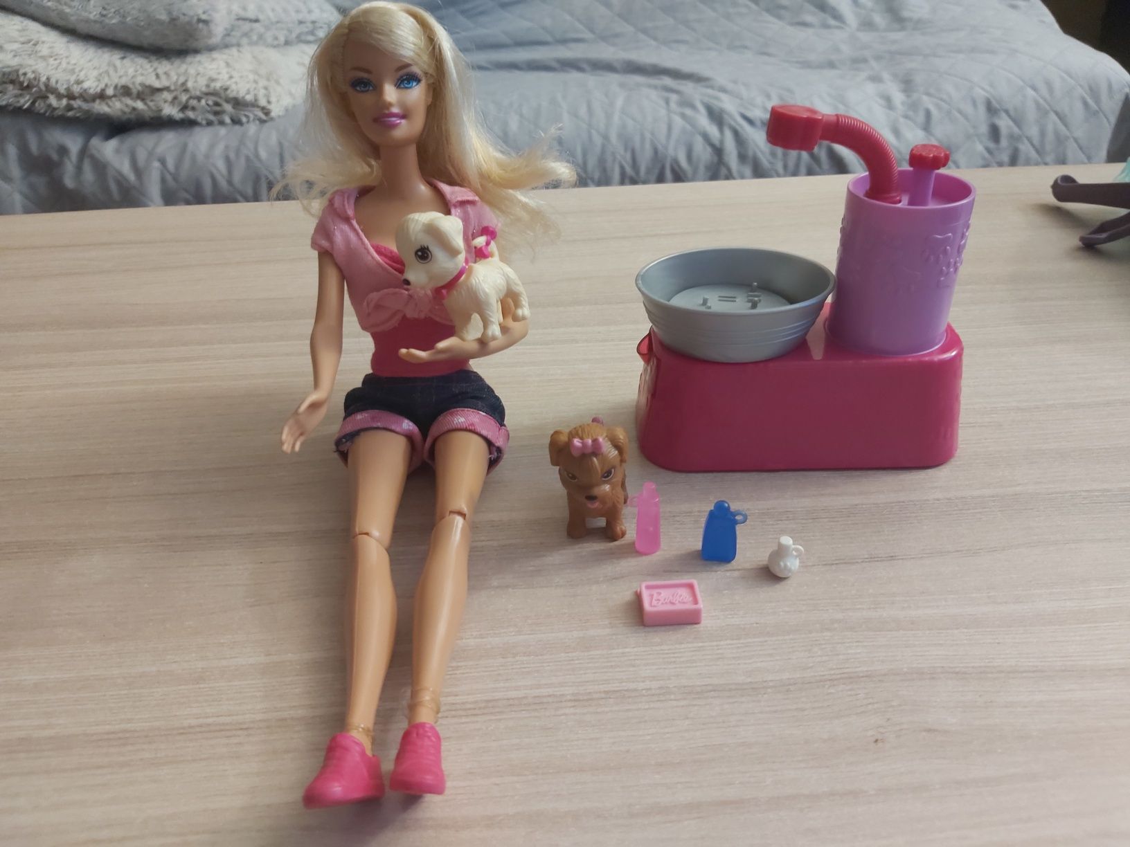 Lalka Barbie z pieskami