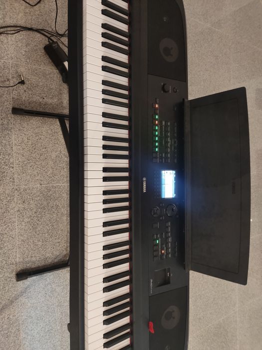 Yamaha dgx 670 w bardzo dobrym stanie