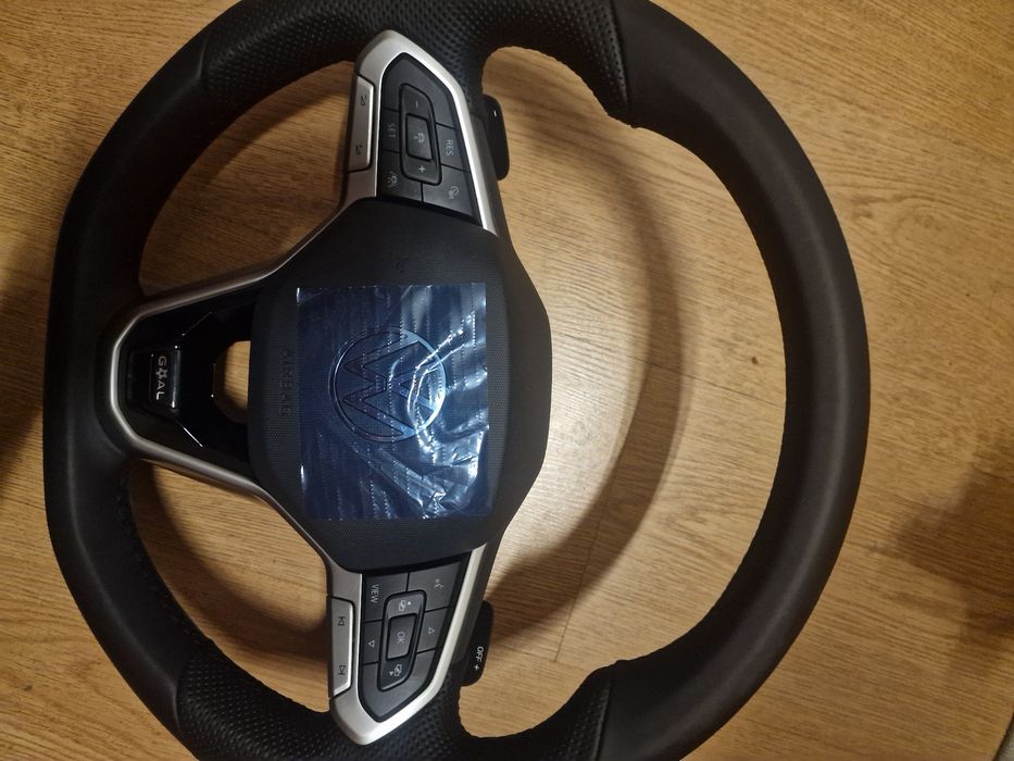 Vendo volante golf 8