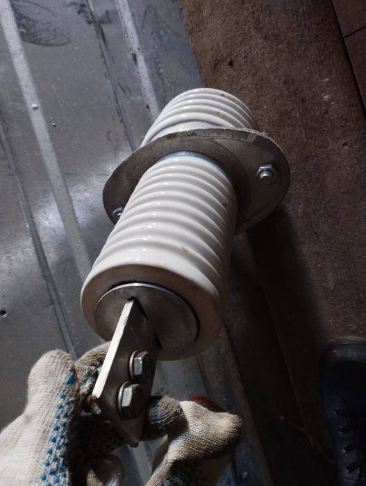 Ізолятор ИП 10/630